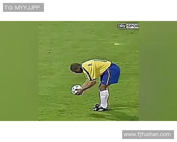 外号重炮的足球明星如何在绿茵场上展现无与伦比的射门技巧与风采